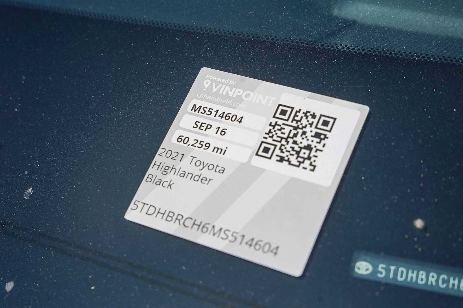 Used 2021 Toyota Highlander XLE image 32