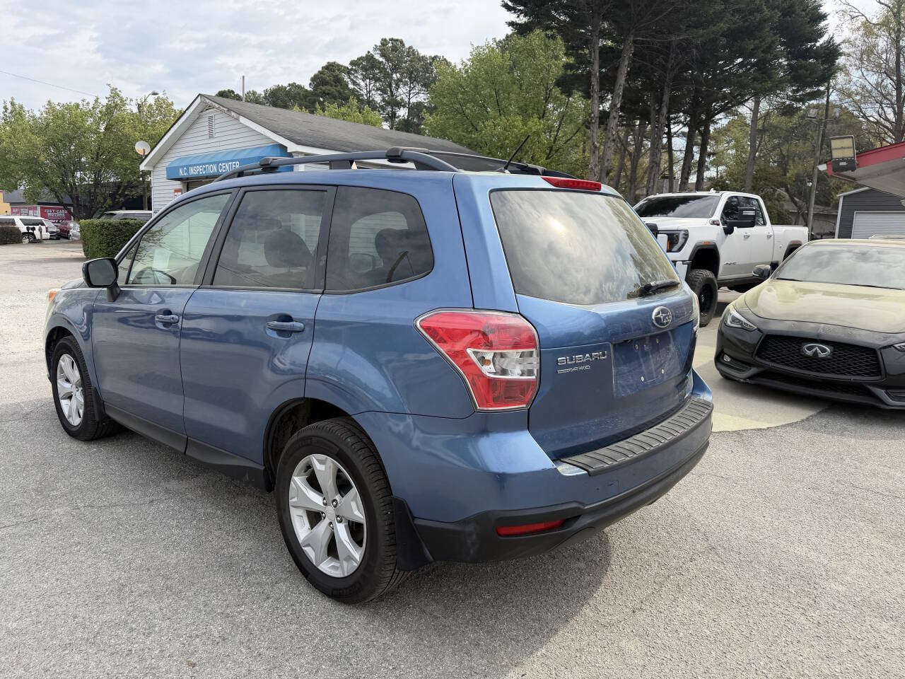 Used 2015 Subaru Forester 2.5i Premium w/ All-Weather Package AWD/4WD image 5