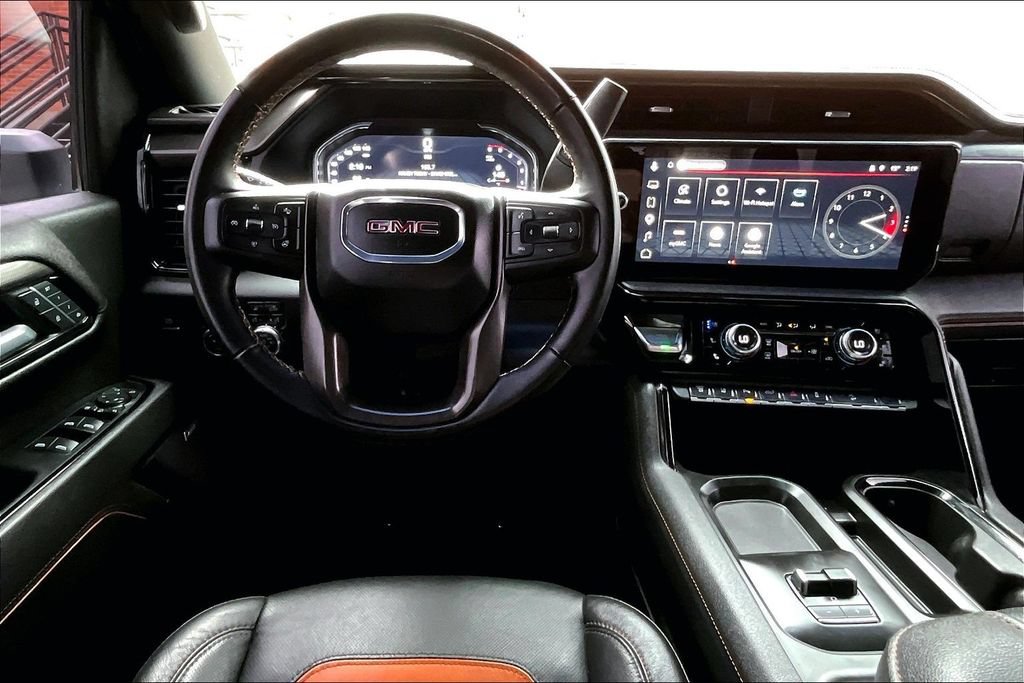 Used 2025 GMC Sierra 2500 AT4 AWD/4WD image 7