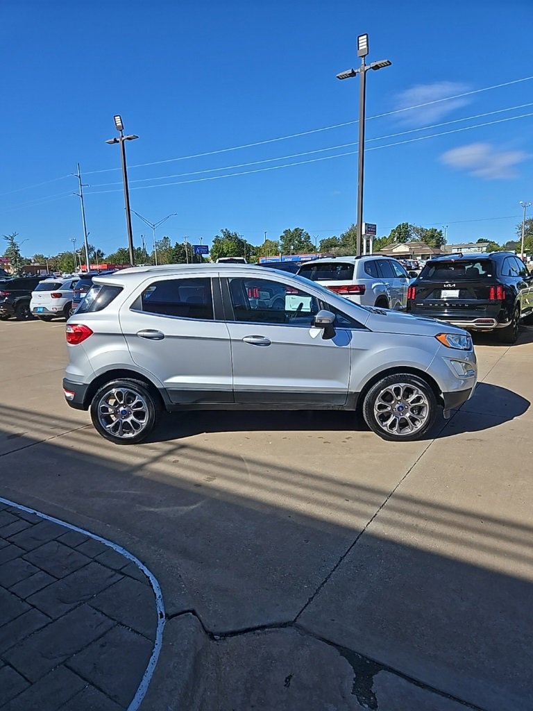 Used 2021 Ford EcoSport Titanium image 4