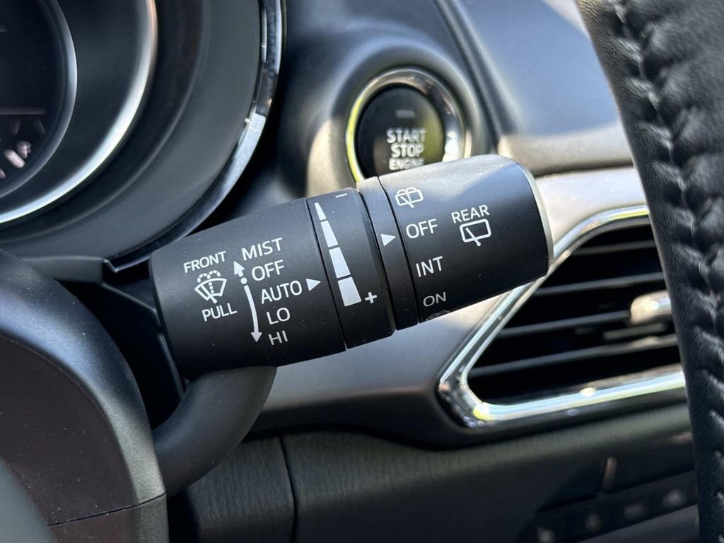 Used 2023 MAZDA CX-9 Touring Plus AWD/4WD image 12