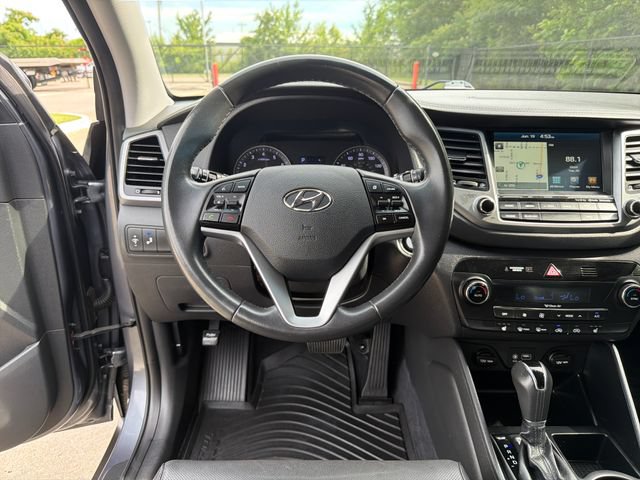 Used 2017 Hyundai Tucson SE Plus FWD image 16