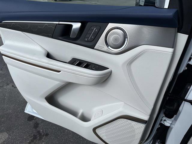New 2026 Buick Enclave Avenir w/ Super Cruise Package image 11