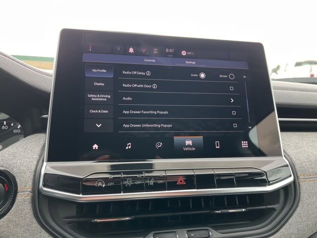 Used 2022 Jeep Compass Sport image 49