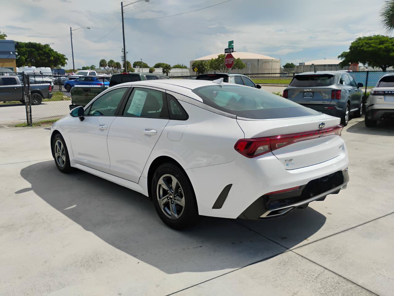 Used 2021 Kia K5 LXS FWD image 5