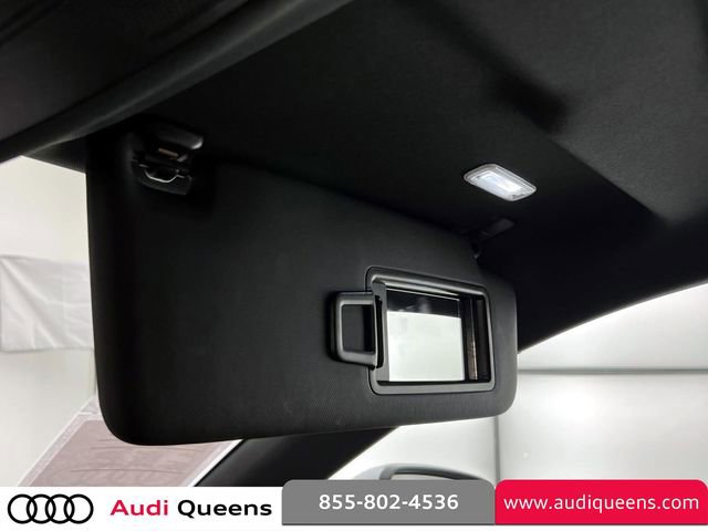 Used 2023 Audi Q3 2.0T Premium w/ Convenience Package AWD/4WD image 35