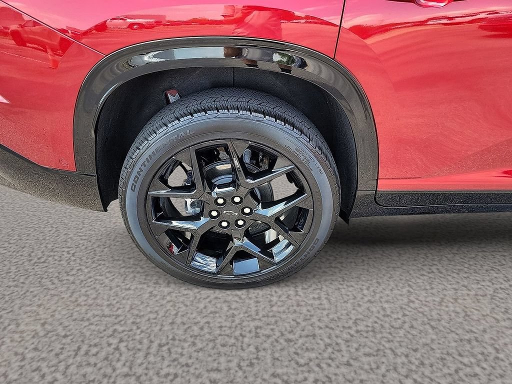 Used 2026 Chevrolet Traverse RS FWD image 6