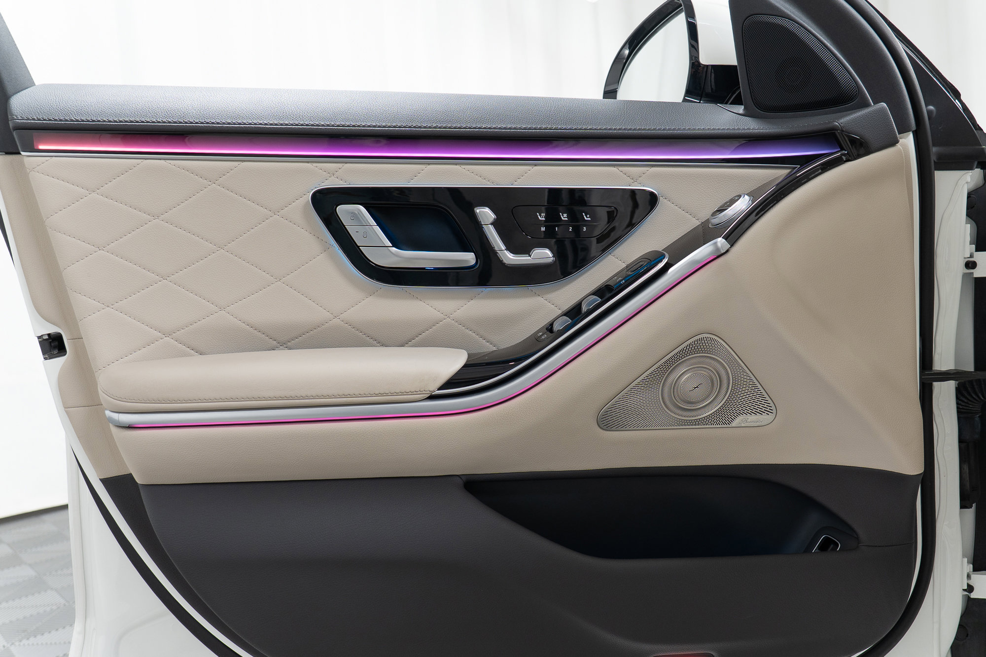 Certified 2023 Mercedes-Benz S 500 4MATIC image 11