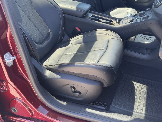 Used 2016 Chrysler 200 C w/ Premium Group FWD image 17