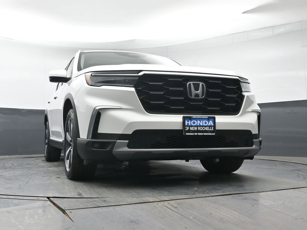Used 2023 Honda Pilot Touring image 35