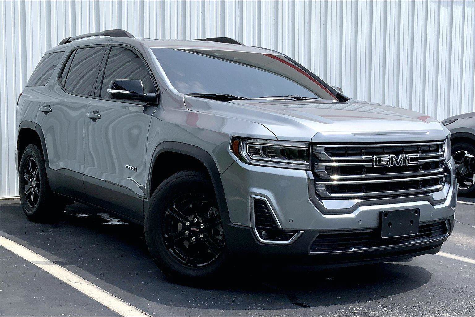 Used 2023 GMC Acadia AT4 w/ Preferred Package AWD/4WD image 33