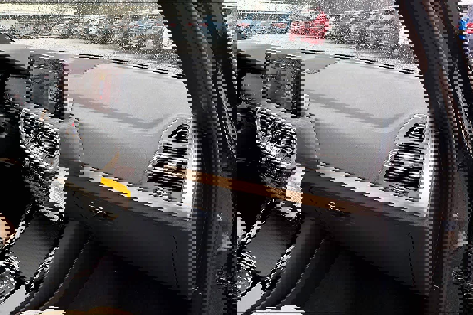 Used 2024 BMW X3 xDrive30i w/ Premium Package w/ZPA image 19