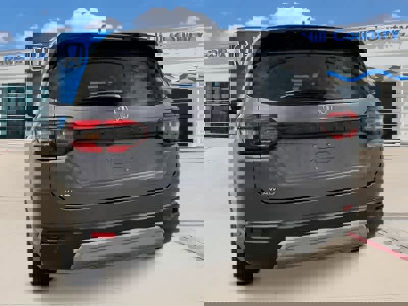 New 2025 Honda Pilot EX-L image 4