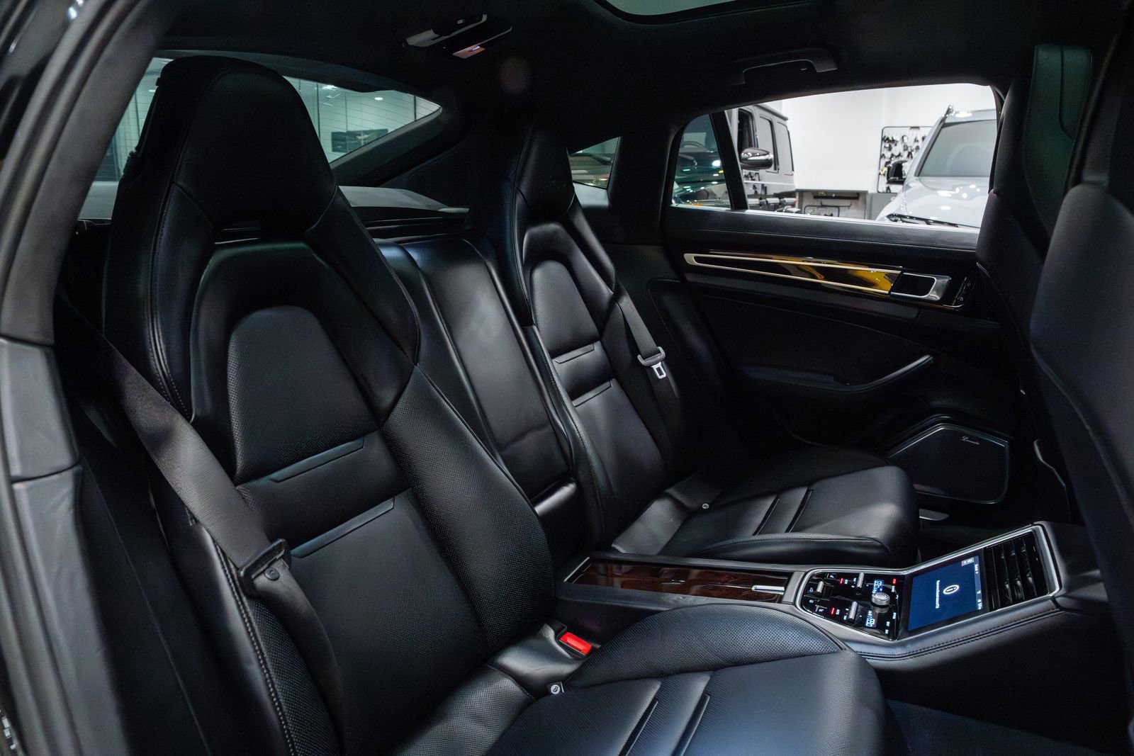 Used 2019 Porsche Panamera Turbo S image 23