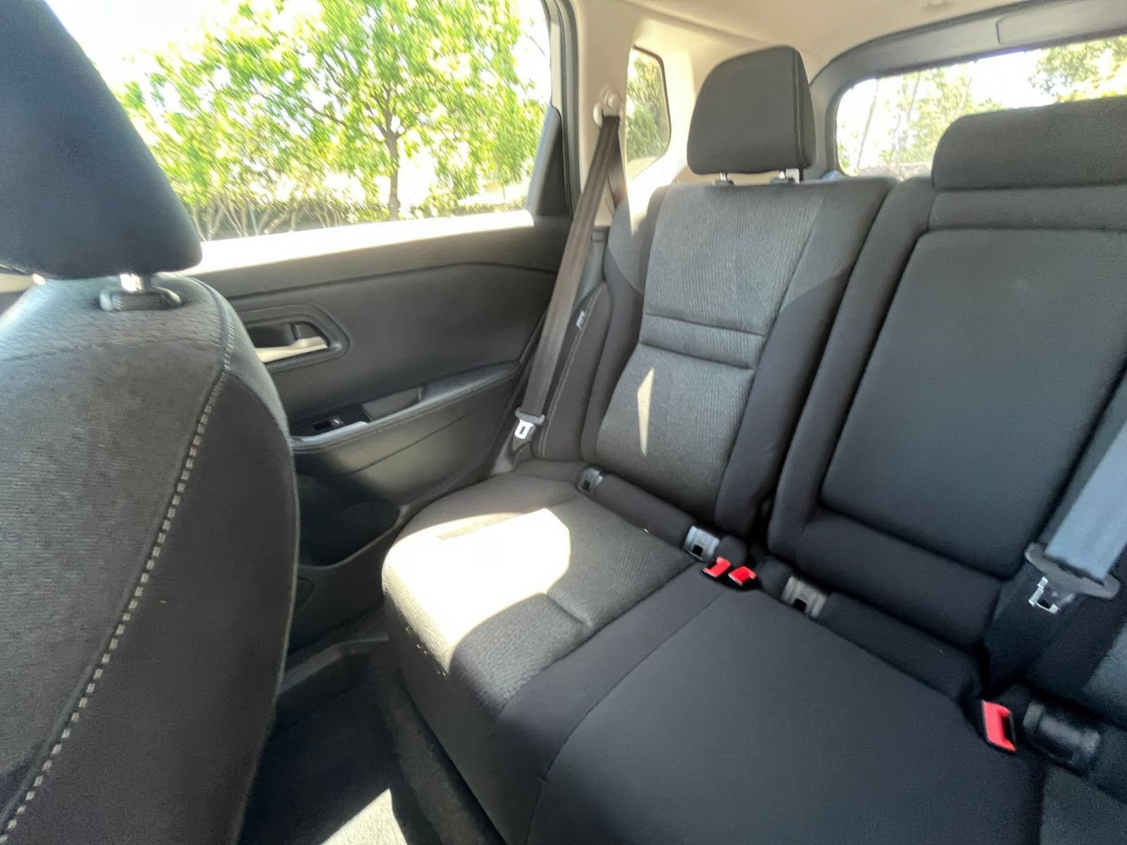 Used 2025 Nissan Rogue SV AWD/4WD image 41