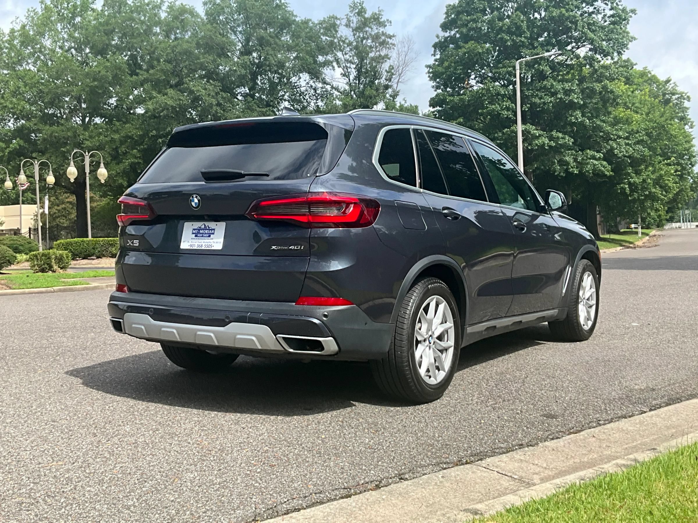 Used 2021 BMW X5 xDrive40i w/ Premium Package AWD/4WD image 5
