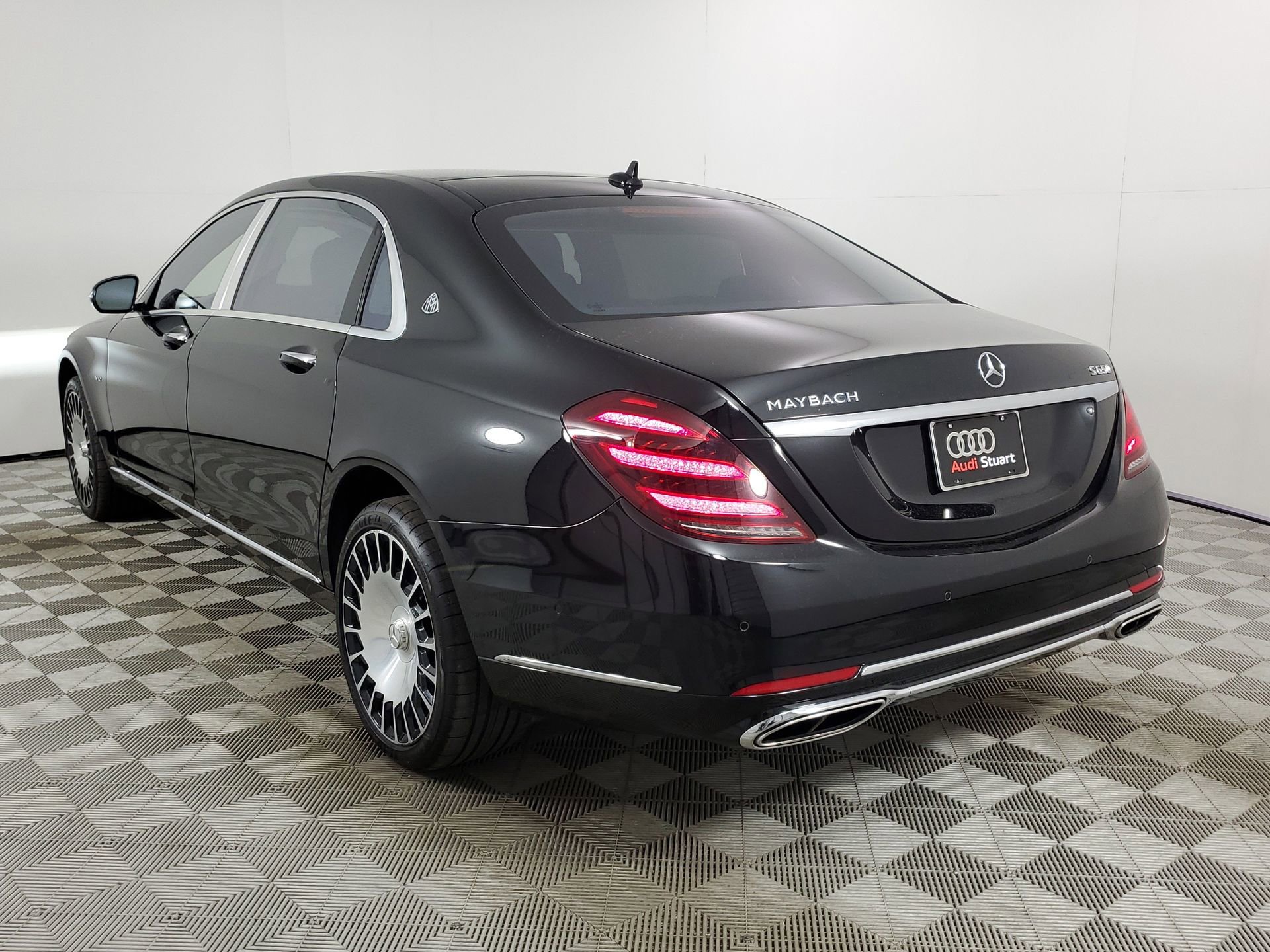 Used 2019 Mercedes-Benz Maybach S 650 image 8