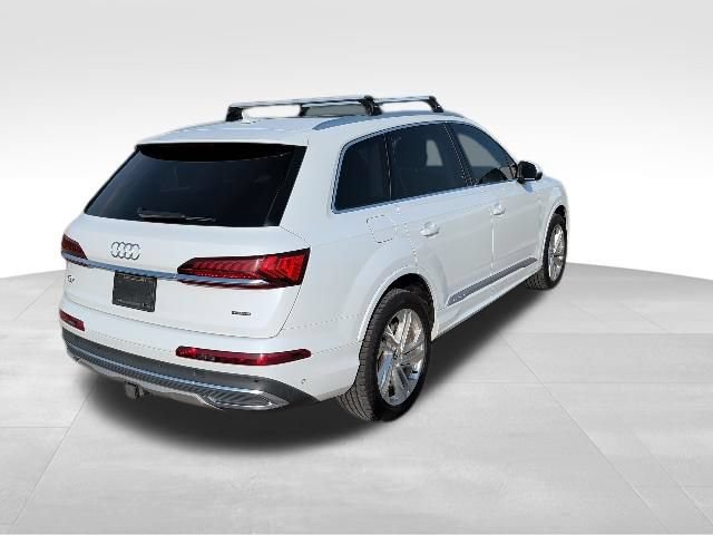 Used 2020 Audi Q7 3.0T Premium Plus AWD/4WD image 3
