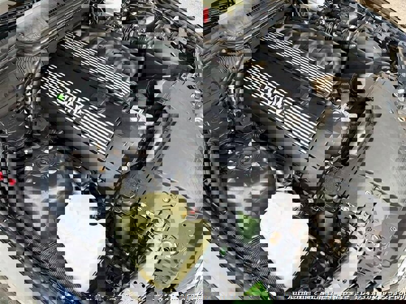 Used 1999 BMW 323i Convertible image 18