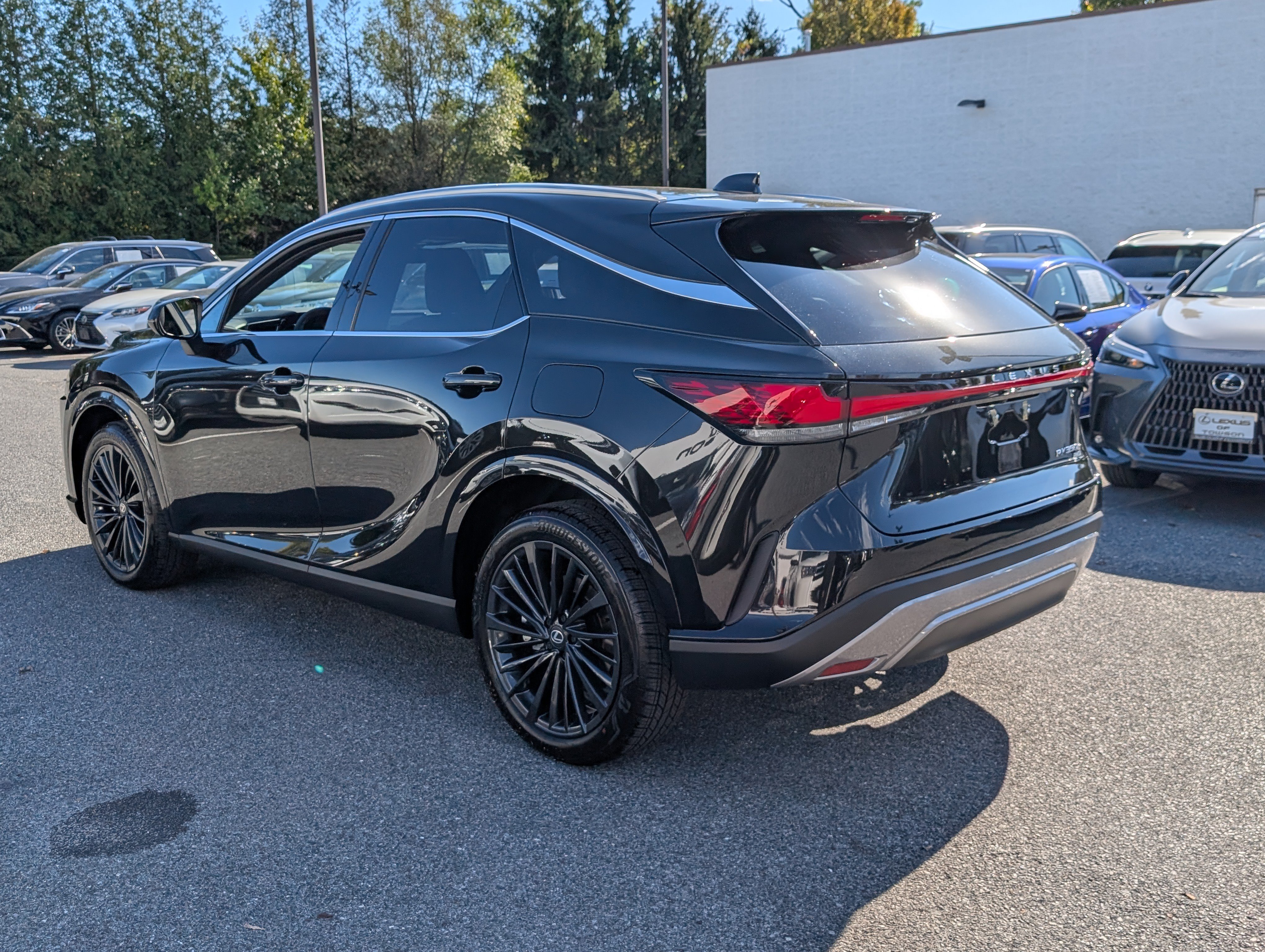 Certified 2026 Lexus RX 350h w/ Accessory Package (Z1) AWD/4WD image 5