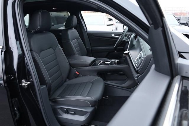 New 2026 Volkswagen Atlas Cross Sport SEL image 28