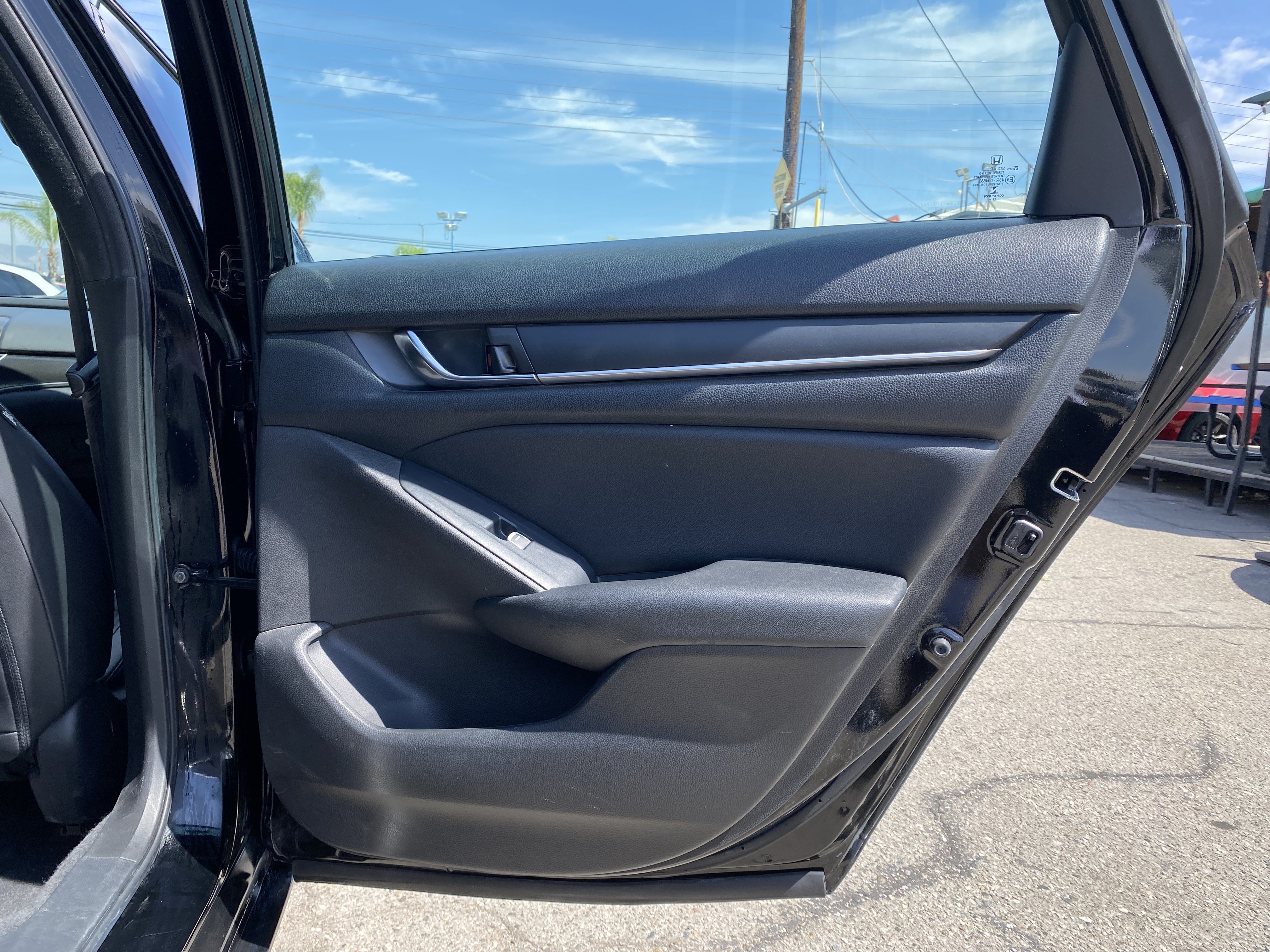 Used 2022 Honda Accord Sport image 18