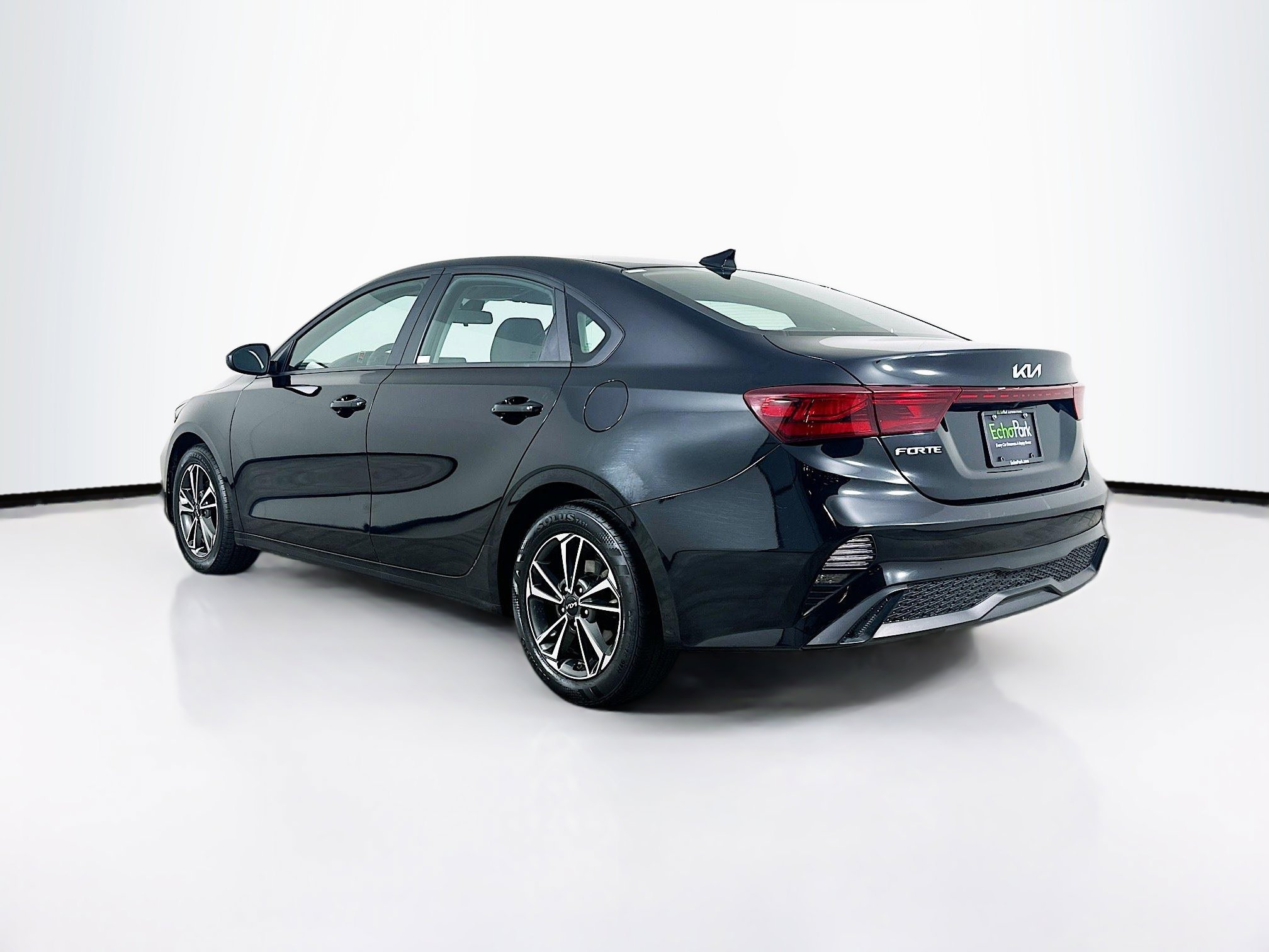 Used 2024 Kia Forte LXS image 5