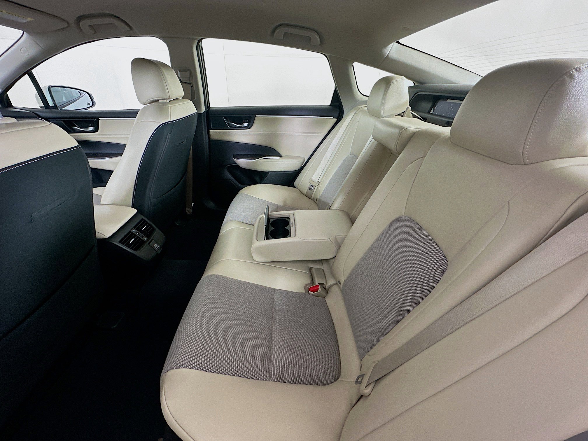 Used 2018 Honda Clarity Sedan image 26