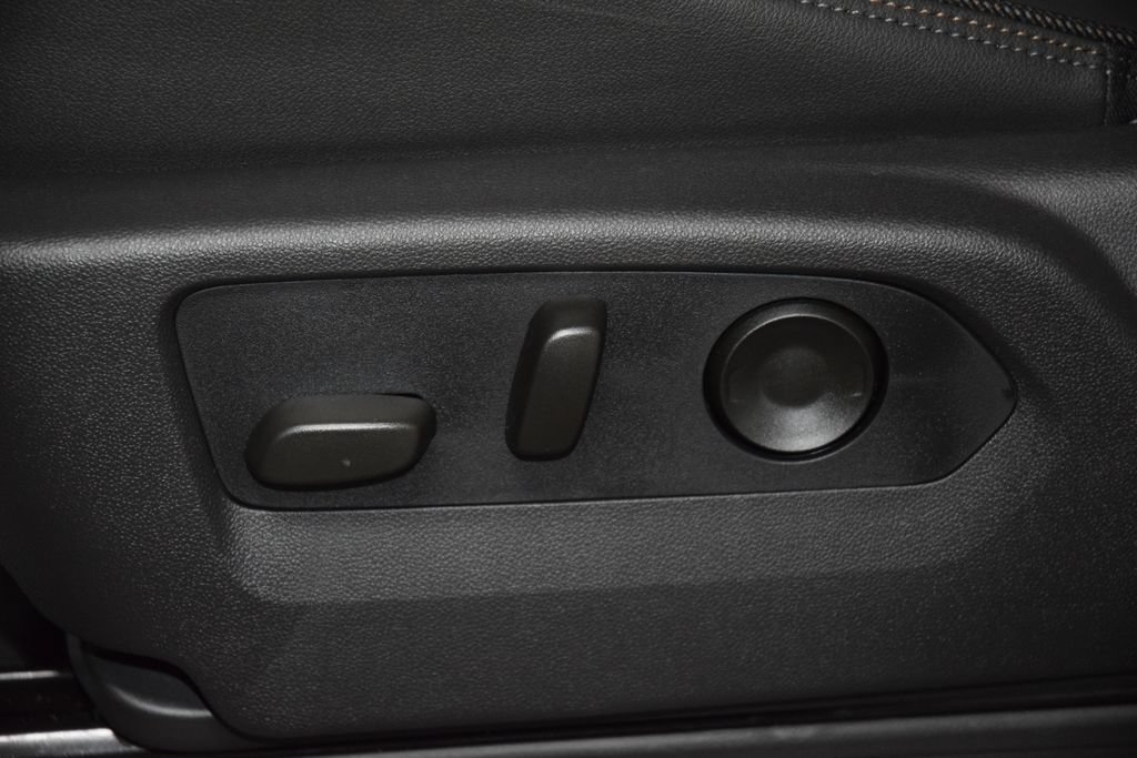 New 2026 Chevrolet Silverado 2500 High Country w/ High Country Premium Package AWD/4WD image 46