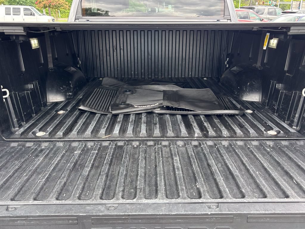 Used 2023 Toyota Tundra Platinum AWD/4WD image 9