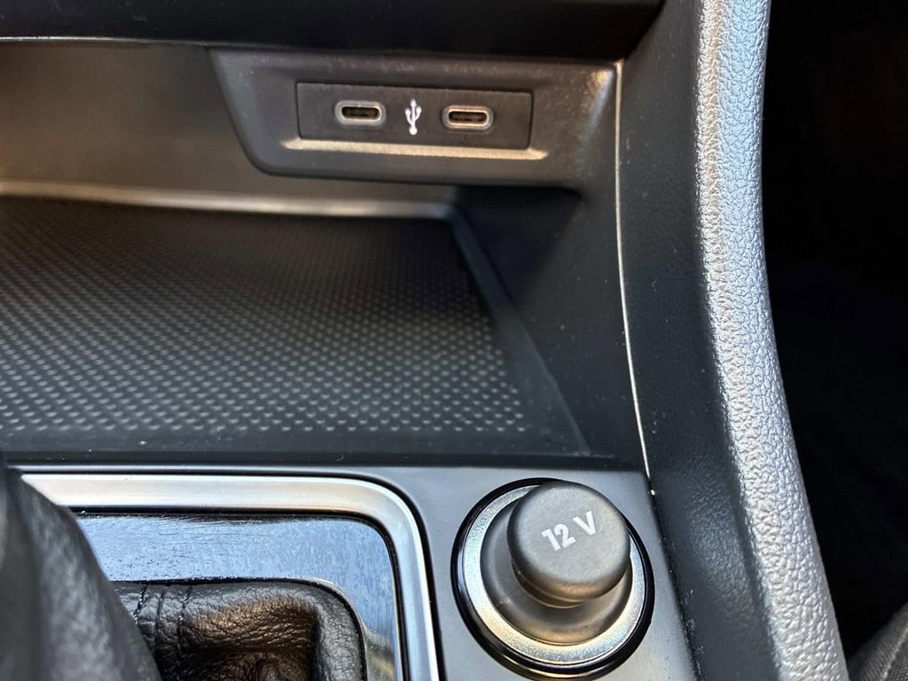 Used 2021 Volkswagen Jetta S w/ Driver Assistance Package image 27