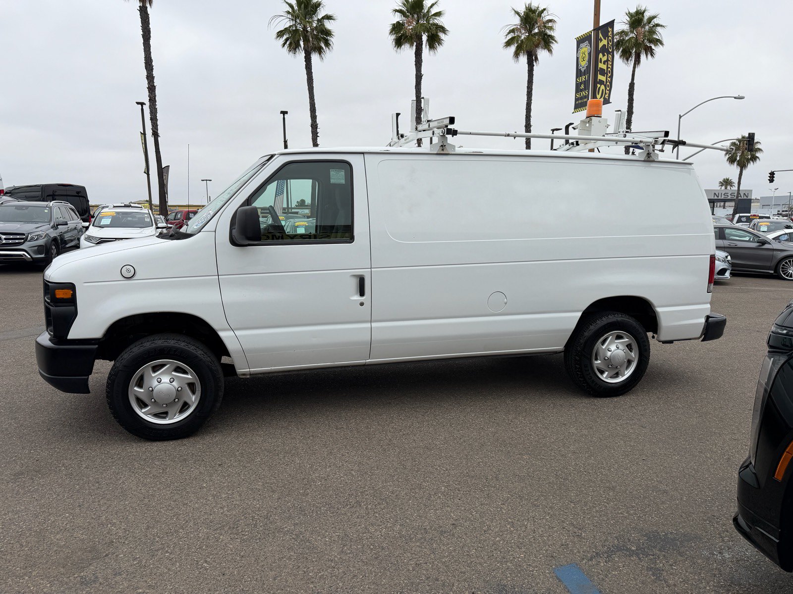 Used 2013 Ford E-150 and Econoline 150 w/ PWR Group RWD image 6