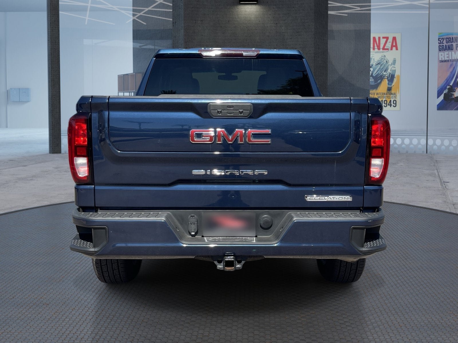 Used 2021 GMC Sierra 1500 Elevation RWD image 5