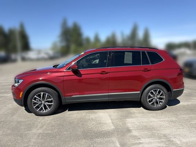Used 2020 Volkswagen Tiguan SE w/ Panoramic Sunroof Package AWD/4WD image 5