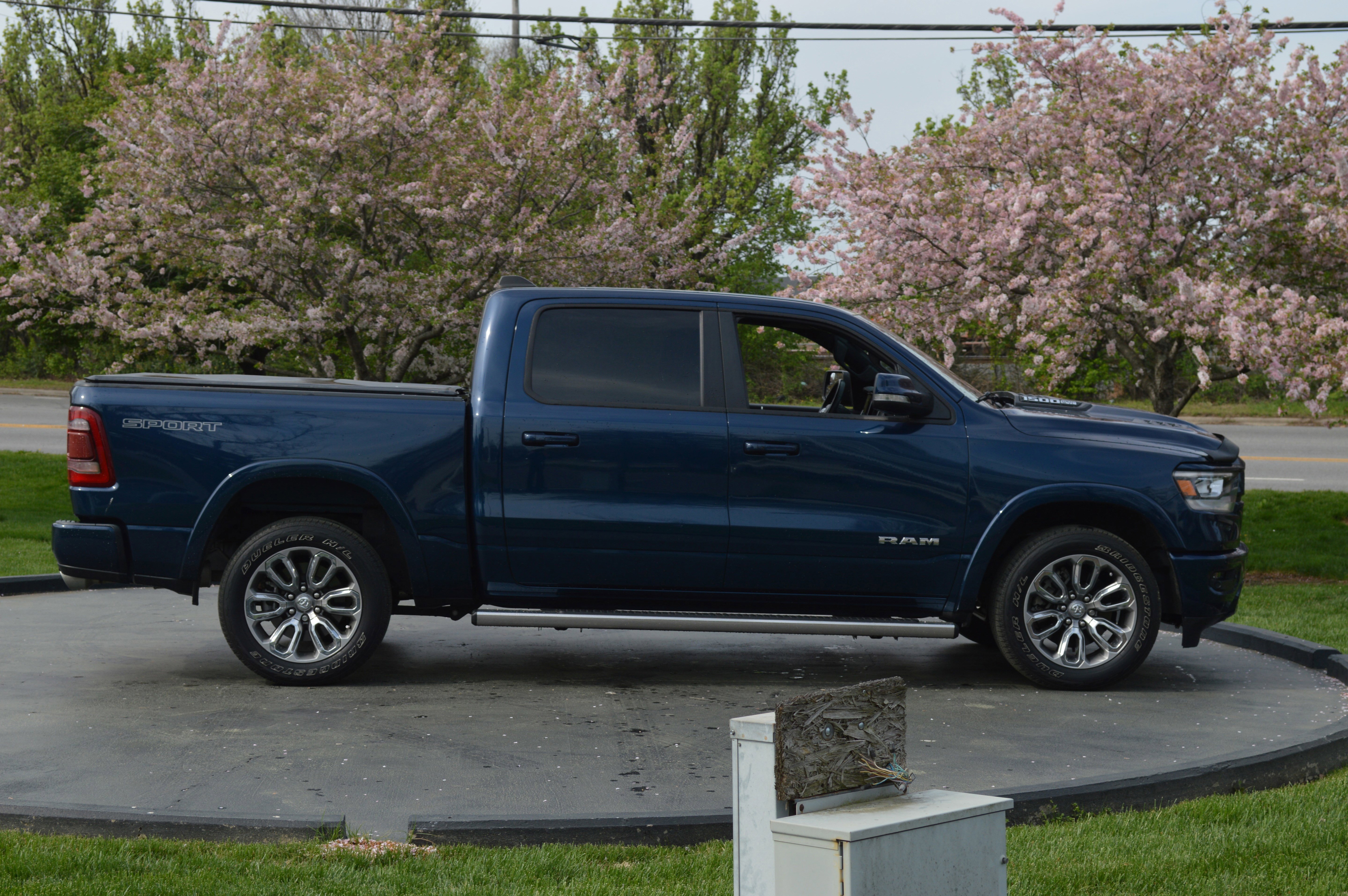 Used 2020 RAM 1500 Laramie w/ Sport Appearance Package image 12