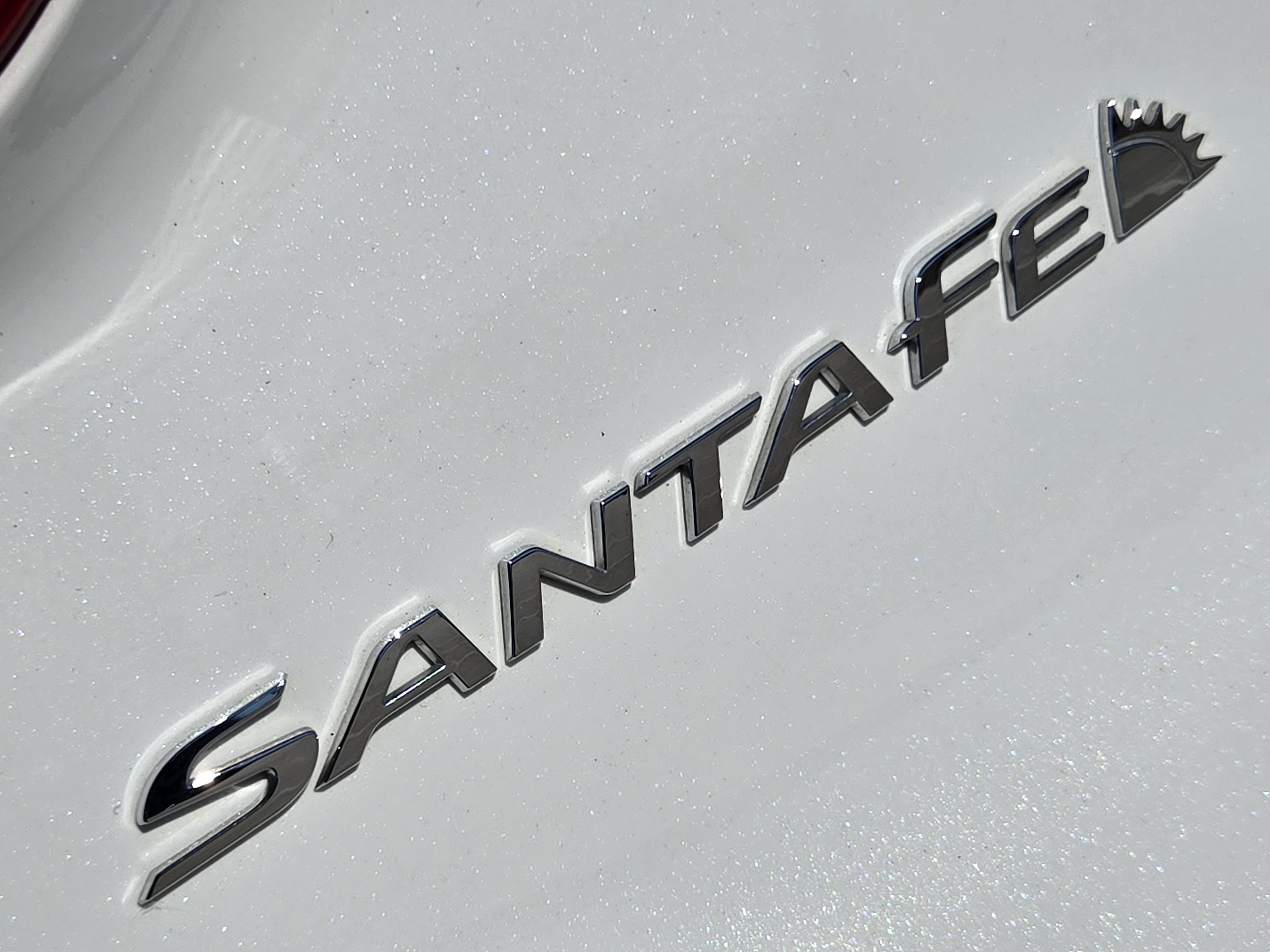 Used 2019 Hyundai Santa Fe SEL FWD image 32