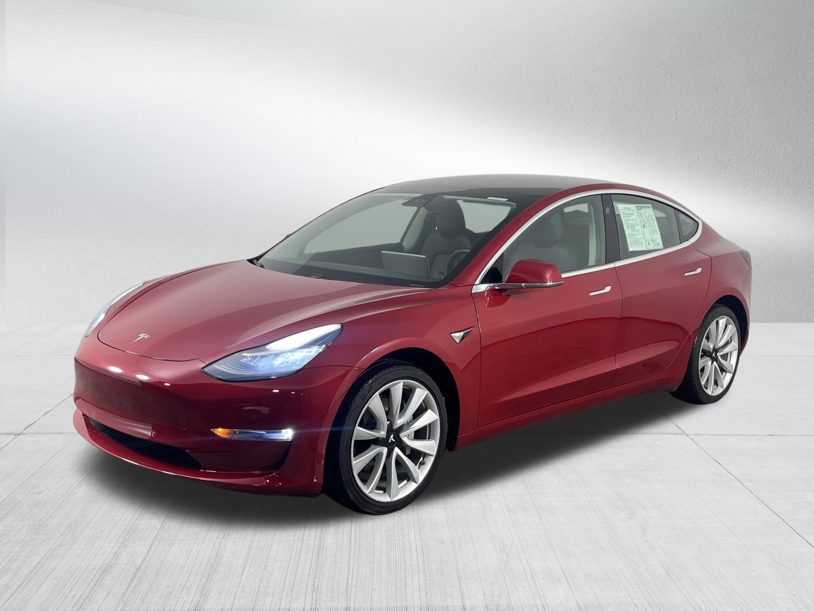 Used 2018 Tesla Model 3 Long Range image 3