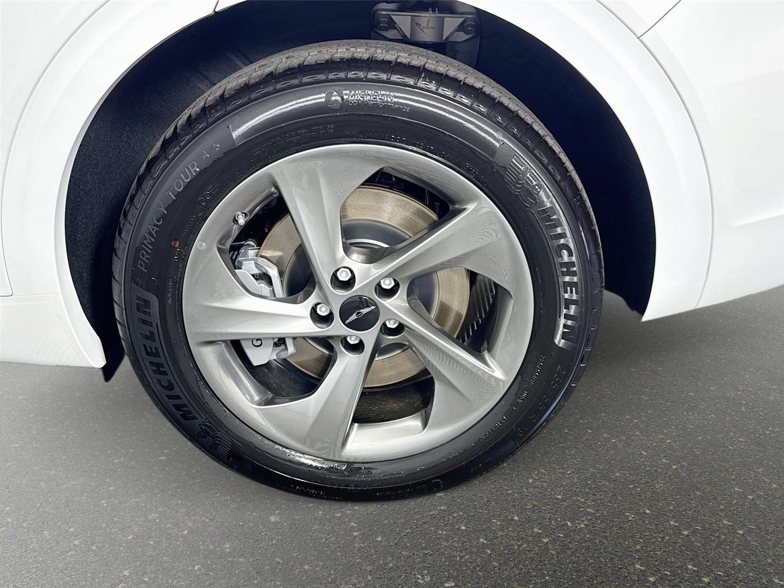 New 2027 Genesis GV70 2.5T AWD/4WD image 31