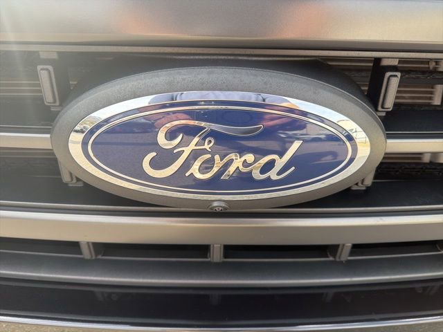 Used 2023 Ford F150 Lariat w/ Equipment Group 502A High image 8