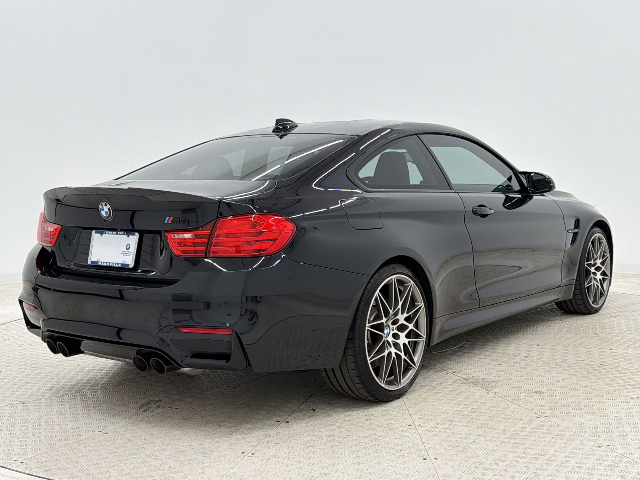 Used 2016 BMW M4 Coupe RWD image 9