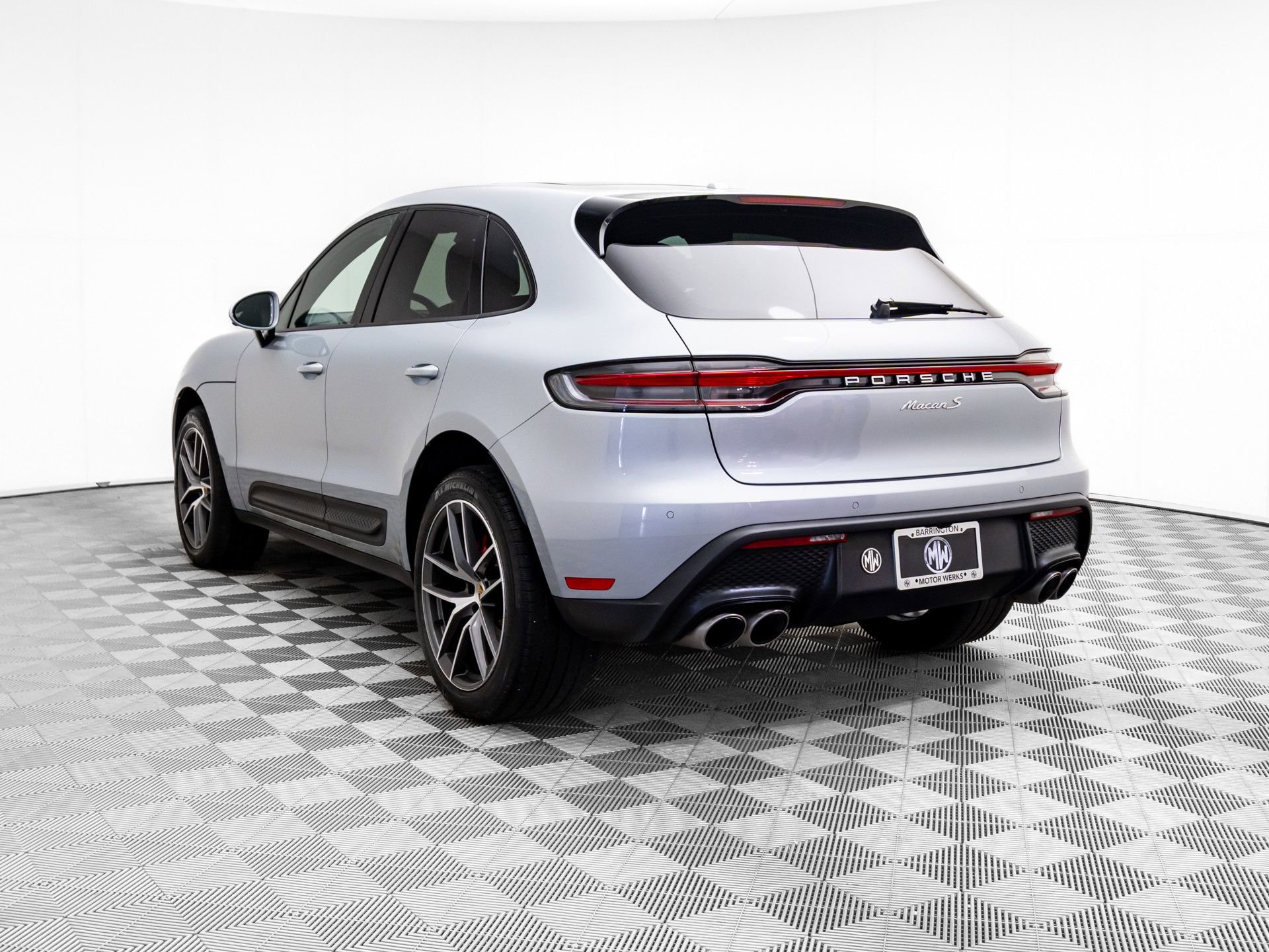 Certified 2023 Porsche Macan S video 3
