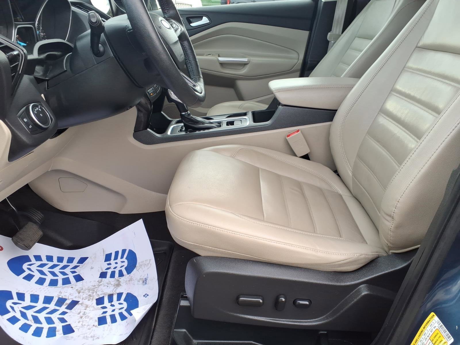 Certified 2018 Ford Escape Titanium w/ Ford Safe & Smart Package image 22