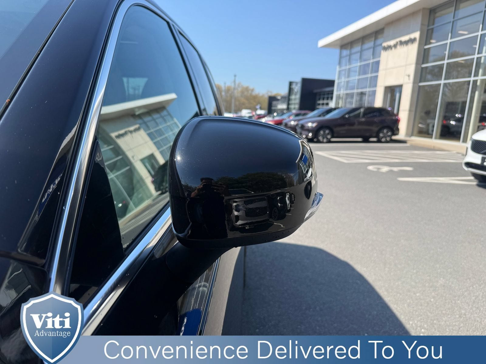 Certified 2023 Volvo XC90 B5 Plus w/ Protection Package Premier AWD/4WD image 11