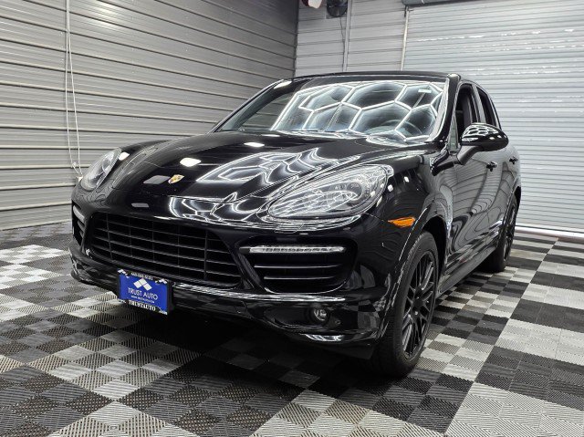 Used 2014 Porsche Cayenne GTS AWD/4WD image 47