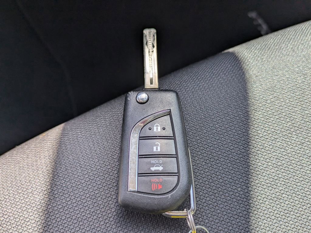 Certified 2024 Toyota Corolla LE image 28