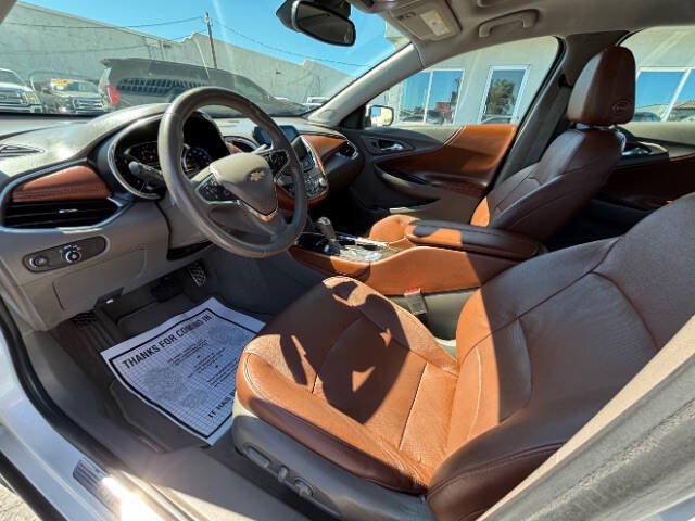 Used 2016 Chevrolet Malibu Premier w/ Driver Confidence Package FWD image 12