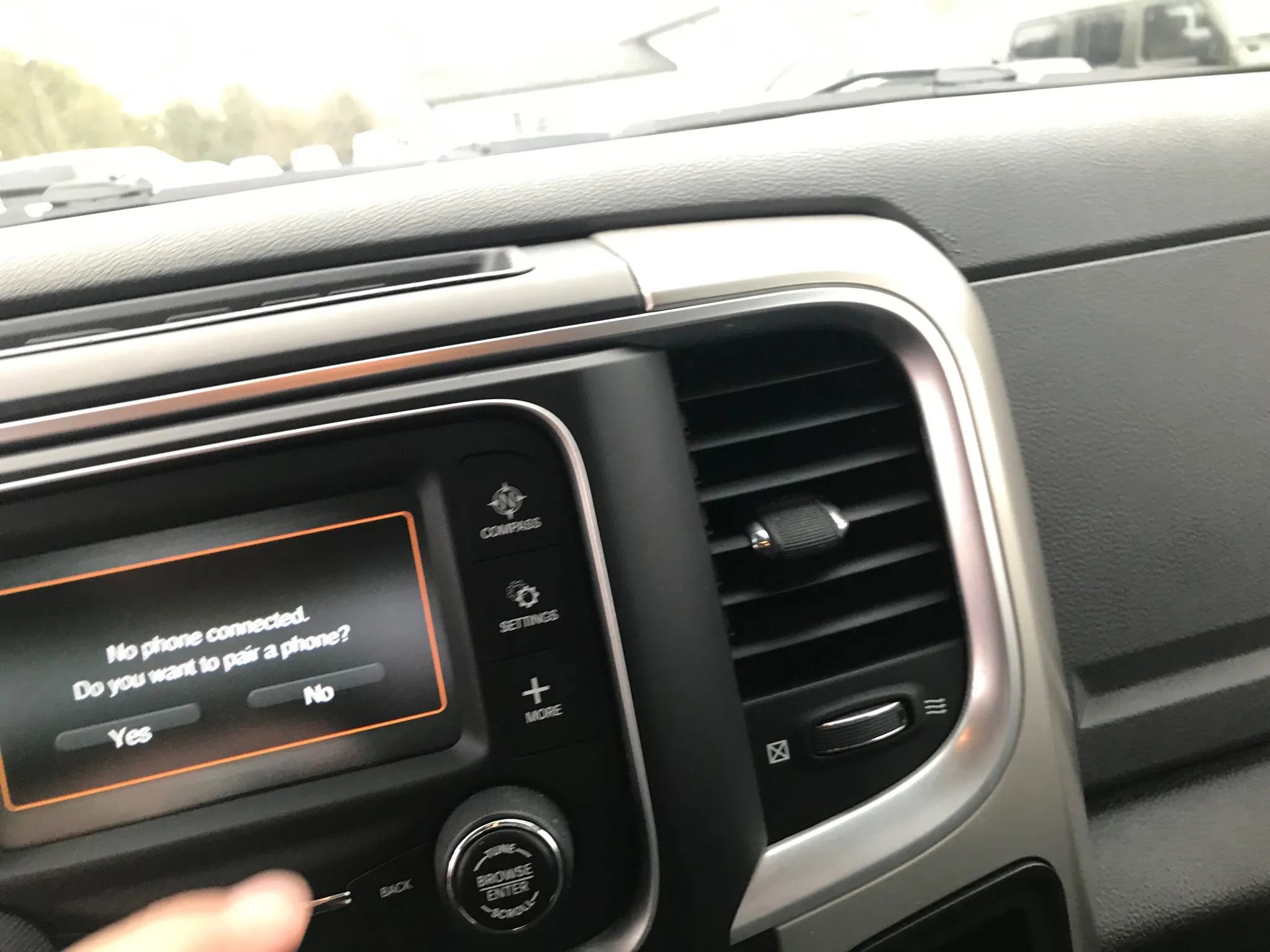 Used 2017 RAM 1500 Classic SLT image 23