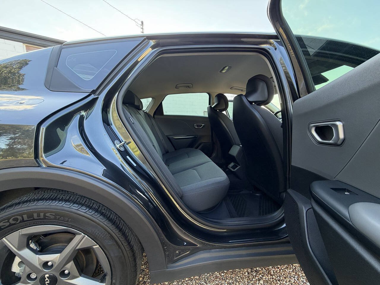 Used 2025 Kia K4 FWD image 38