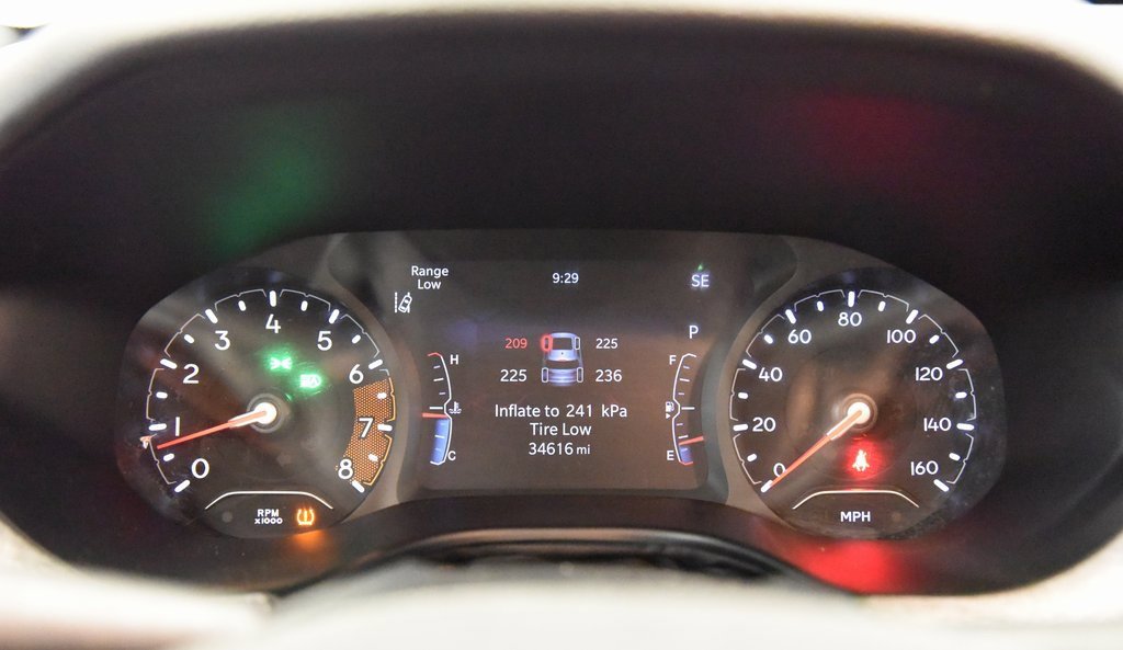 Used 2024 Jeep Compass Latitude image 22