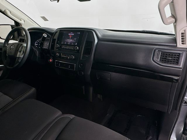 Used 2023 Nissan Titan SV image 27